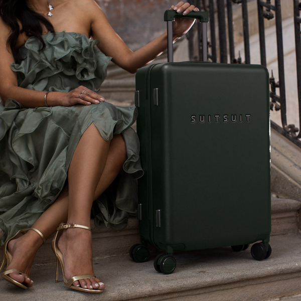 Mystique - Dark Olive - Check-in (76 cm)