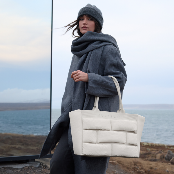 Fusion - White Swan - Daily Puffer